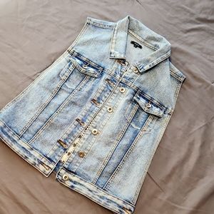 Girls Jean vest with applique back.